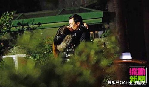 男明星接吻爆料图片视频,男明星接吻瞬间,画面曝光引热议 第3张 男明星接吻爆料图片视频,男明星接吻瞬间,画面曝光引热议 第3张